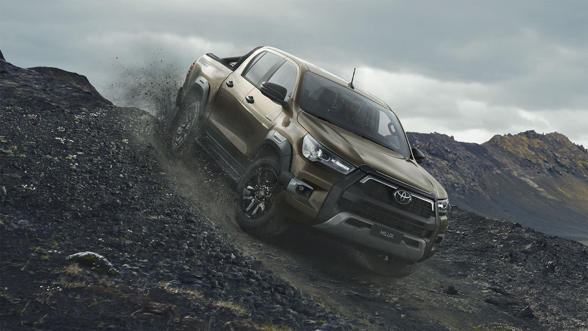 toyota-hilux-2020-offroad