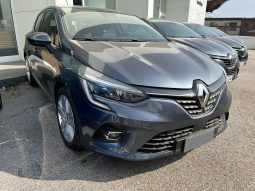 Clio Zen Grigio Titanio E-tech Hybrid pieno