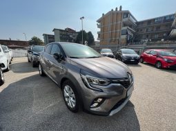 Renault Captur Intens Plug-In Hybrid full