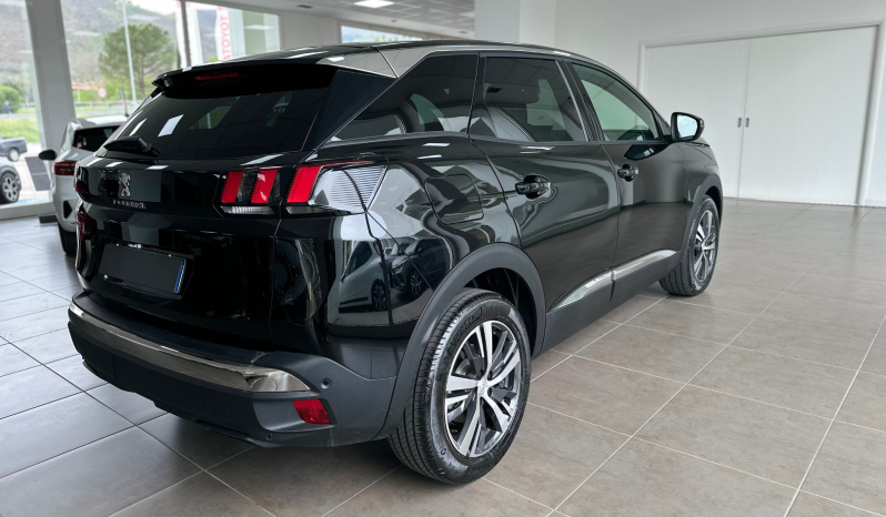 Peugeot 3008 full