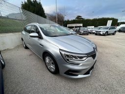 Megane Business Grigio Magnete full