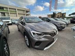 Captur E-Tech Full Hybrid Grigio Cassiopea full