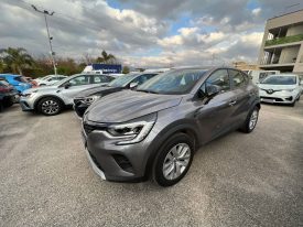 Captur E-Tech Full Hybrid Grigio Cassiopea