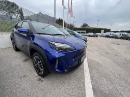 Toyota Yaris Cross pieno