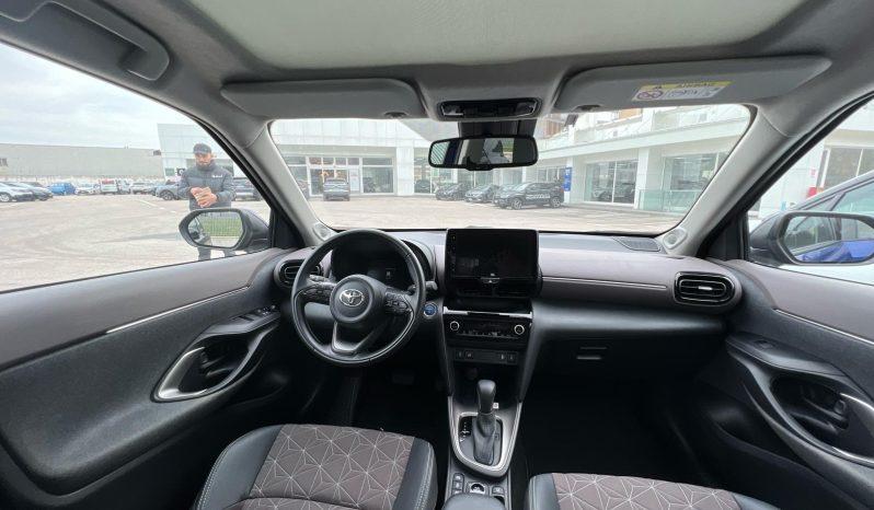 Toyota Yaris Cross pieno