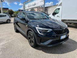 RENAULT ARKANA E-TECH HYBRID RS LINE 145 pieno