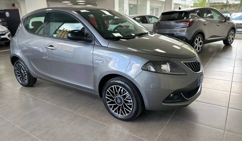 LANCIA YPSILON full