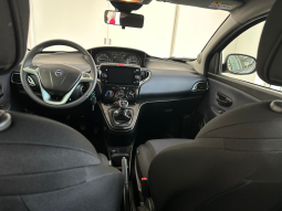 LANCIA YPSILON full