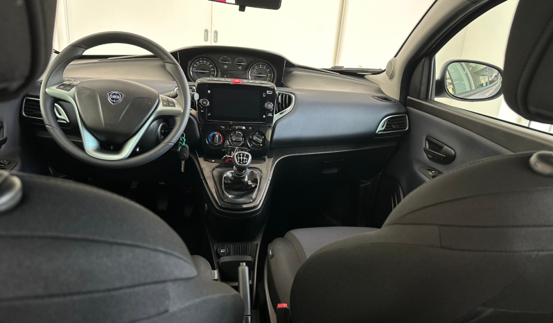 LANCIA YPSILON full