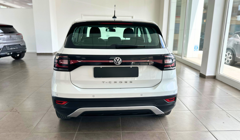 VOLKSWAGEN T-CROSS pieno