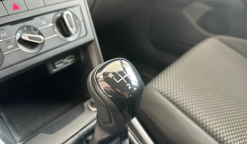 VOLKSWAGEN T-CROSS pieno