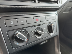 VOLKSWAGEN T-CROSS pieno