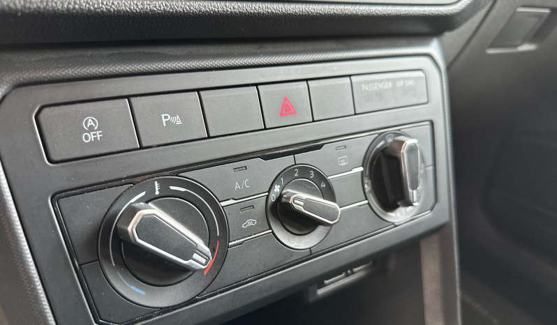 VOLKSWAGEN T-CROSS pieno