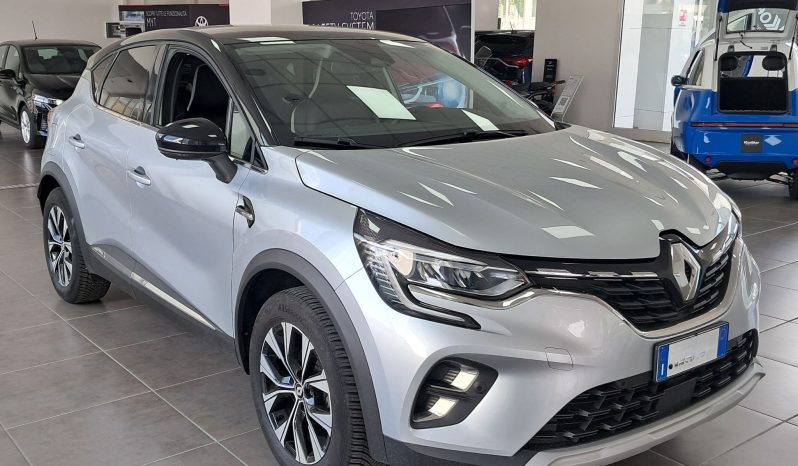 RENAULT CAPTUR TECHNO TCE 90 pieno