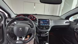 PEUGEOT 2008 1.5 BLUEHDI 100 S&S GTLINE pieno