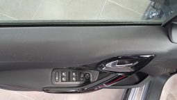PEUGEOT 2008 1.5 BLUEHDI 100 S&S GTLINE pieno