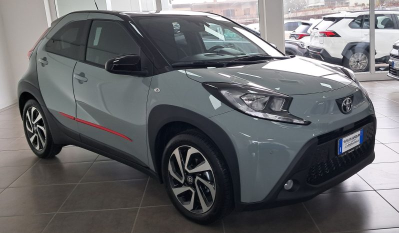 TOYOTA AYGO X TREND pieno