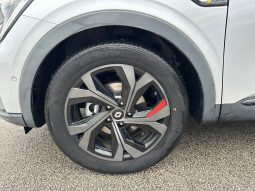 RENAULT ARKANA RS LINE HYBRID pieno