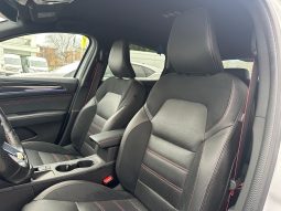 RENAULT ARKANA RS LINE HYBRID pieno
