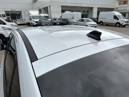 RENAULT ARKANA RS LINE HYBRID pieno