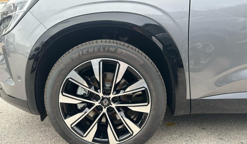 RENAULT AUSTRAL TECHNO FULL HYBRID – KM 0 pieno
