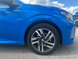 PEUGEOT 208 1.2 PURETECH ALLURE pieno