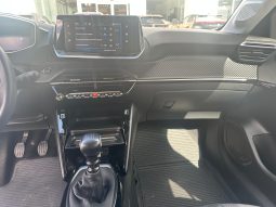 PEUGEOT 208 1.2 PURETECH ALLURE pieno