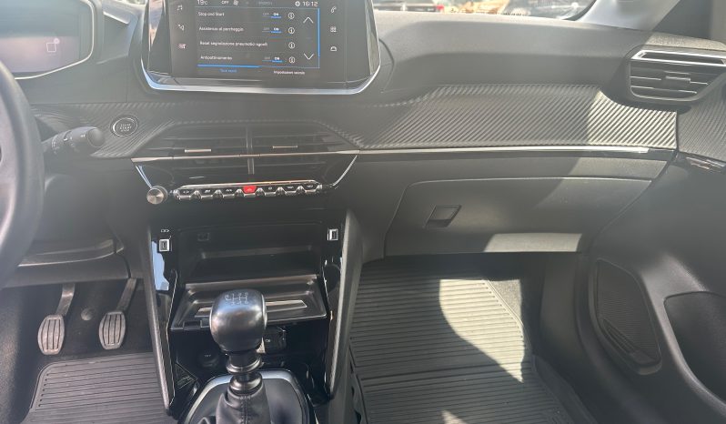 PEUGEOT 208 1.2 PURETECH ALLURE pieno