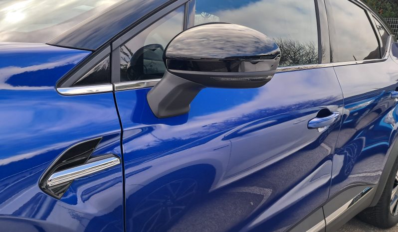 RENAULT CAPTUR TECHNO – BLU BRUGES pieno