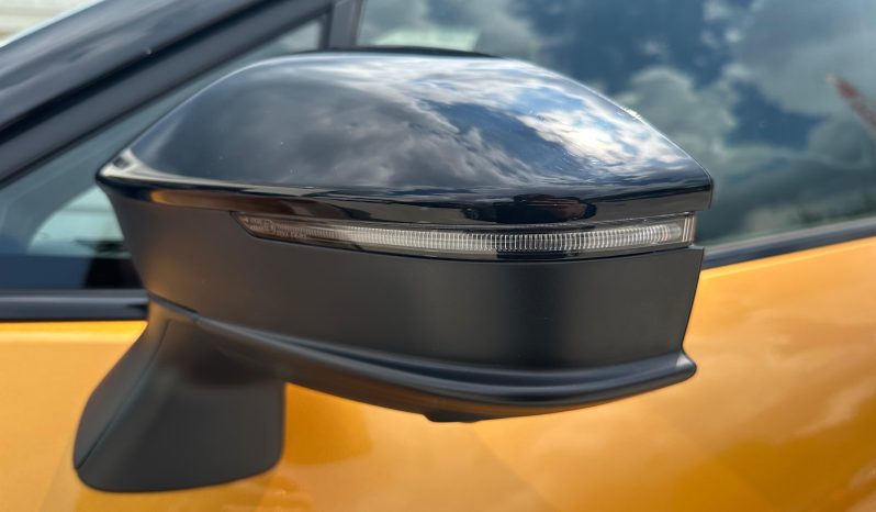 TOYOTA C-HR LOUNGE PREMIERE 2.0 PLUG.IN HYBRID – KM0 pieno