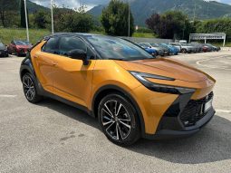TOYOTA C-HR LOUNGE PREMIERE 2.0 PLUG.IN HYBRID – KM0 pieno