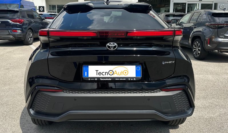 TOYOTA C-HR LOUNGE PREMIERE 2.0 PLUG.IN HYBRID – KM0 pieno