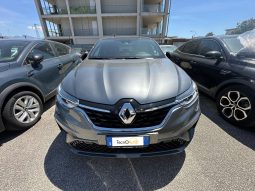 RENAULT ARKANA RS LINE HYBRID 145 pieno