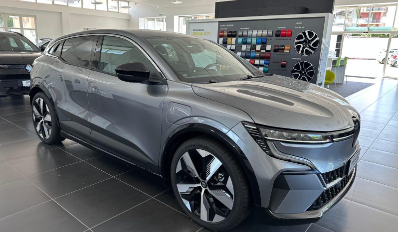 RENAULT MEGANE ELECTRIC TECHNO 220CV – KM0 pieno