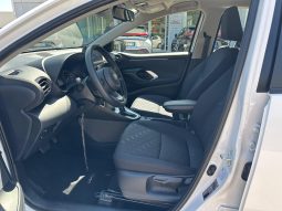TOYOTA YARIS 1.5 HYBRID ACTIVE MY24 BIANCO pieno