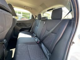 TOYOTA YARIS 1.5 HYBRID ACTIVE MY24 BIANCO pieno