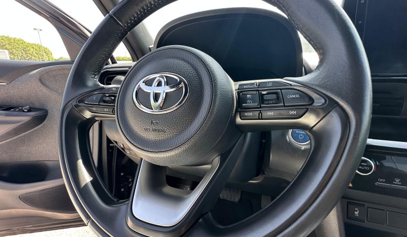 TOYOTA YARIS CROSS TREND HYBRID MY21 pieno
