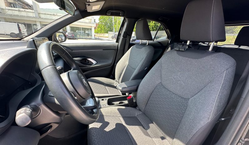 TOYOTA YARIS CROSS TREND HYBRID MY21 pieno