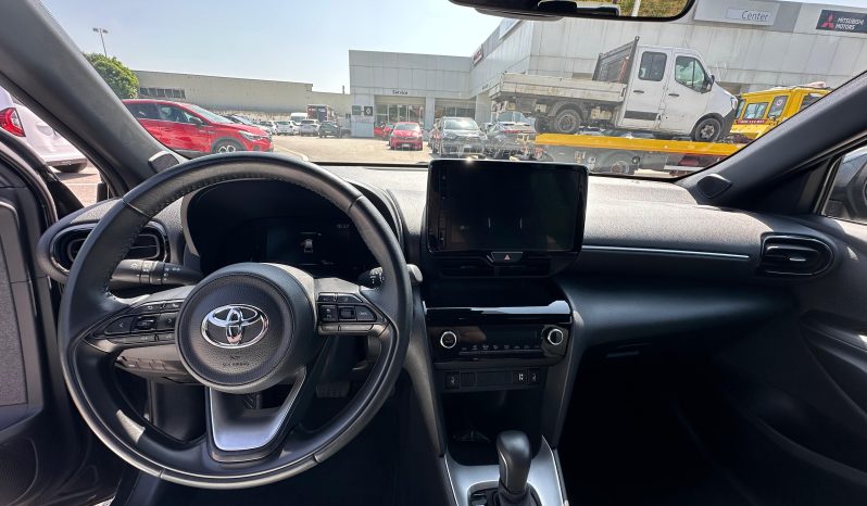 TOYOTA YARIS CROSS TREND HYBRID MY21 pieno