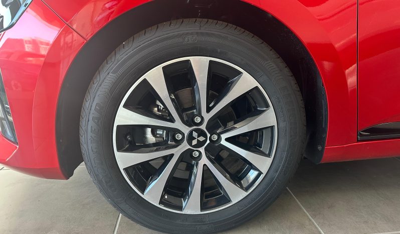 MITSUBISHI COLT INVITE GPL RED pieno