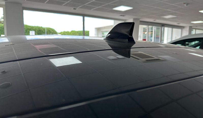 MITSUBISHI COLT 1.6 HYBRID NERO – KM0 pieno