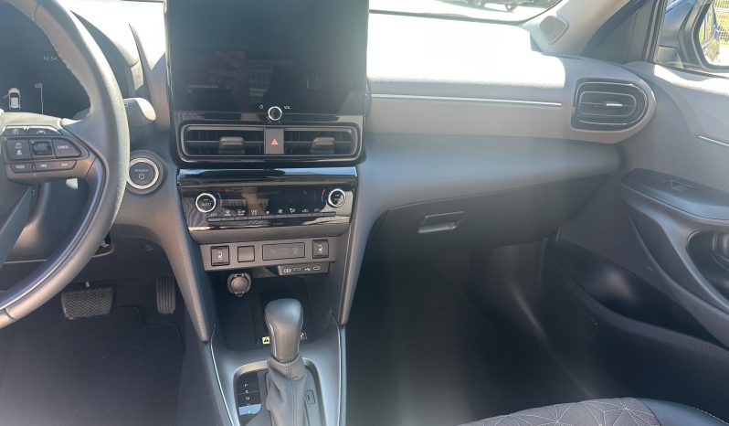 TOYOTA YARIS CROSS 1.5 HYBRID LOUNGE – BLU pieno