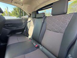 TOYOTA YARIS CROSS 1.5 HYBRID LOUNGE – BLU pieno