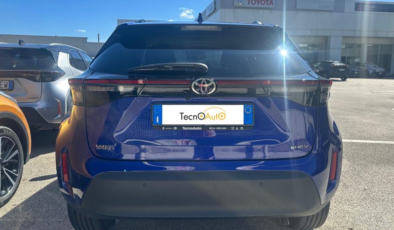 TOYOTA YARIS CROSS 1.5 HYBRID LOUNGE – BLU pieno