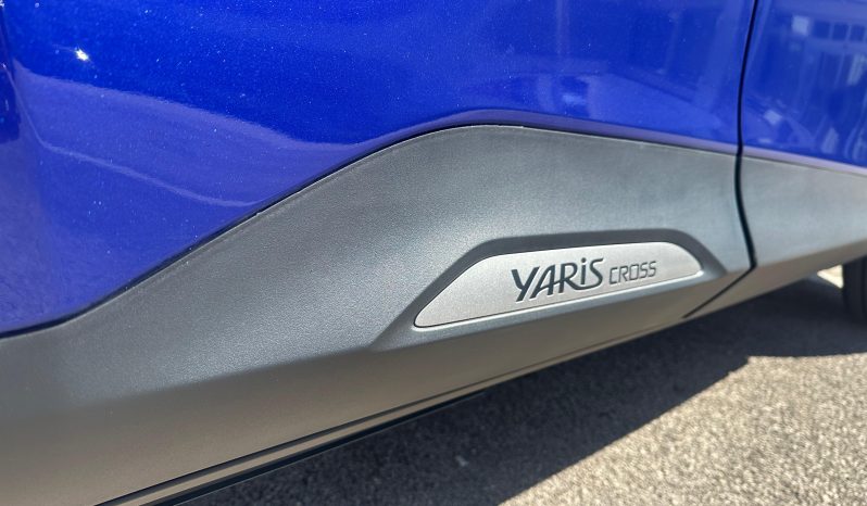 TOYOTA YARIS CROSS 1.5 HYBRID LOUNGE – BLU pieno
