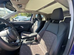 TOYOTA YARIS CROSS 1.5 HYBRID LOUNGE – BLU pieno