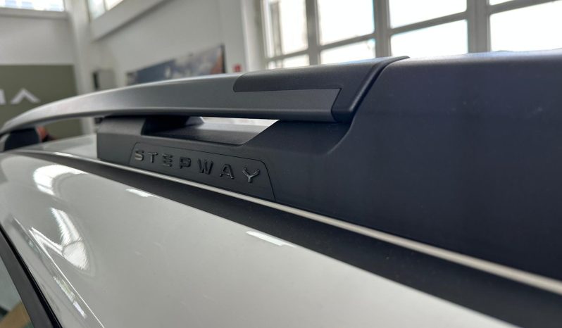 DACIA SANDERO STEPWAY EXPRESSION 1.0 TCE – KM 0 pieno