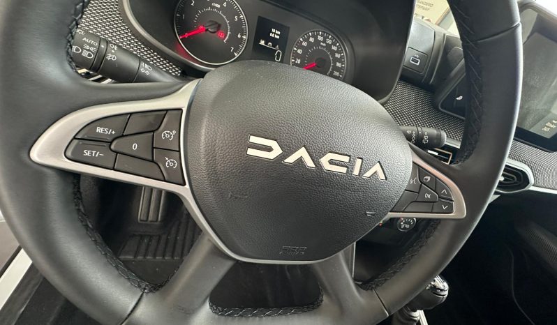 DACIA SANDERO STEPWAY EXPRESSION 1.0 TCE – KM 0 pieno