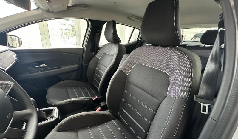 DACIA SANDERO STEPWAY EXPRESSION 1.0 TCE – KM 0 pieno