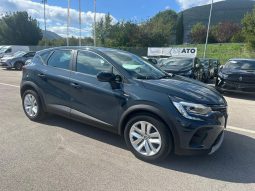 RENAULT CAPTURE 1.0 TCE GPL EQUILIBRE – BLU pieno